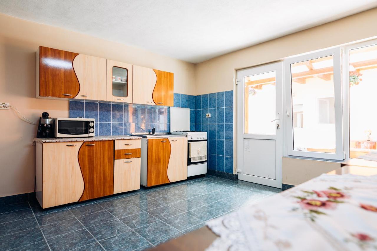 Iris Panzio Hotel Praid Buitenkant foto