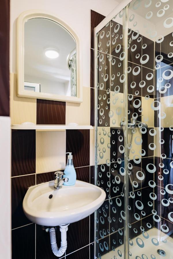 Iris Panzio Hotel Praid Buitenkant foto