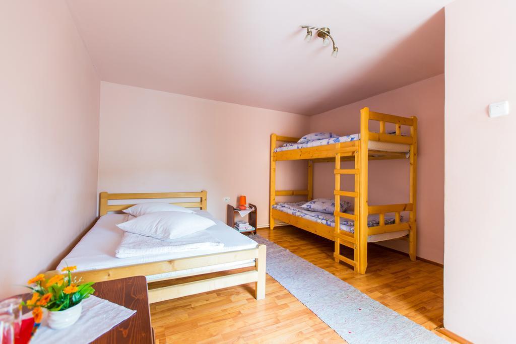 Iris Panzio Hotel Praid Buitenkant foto